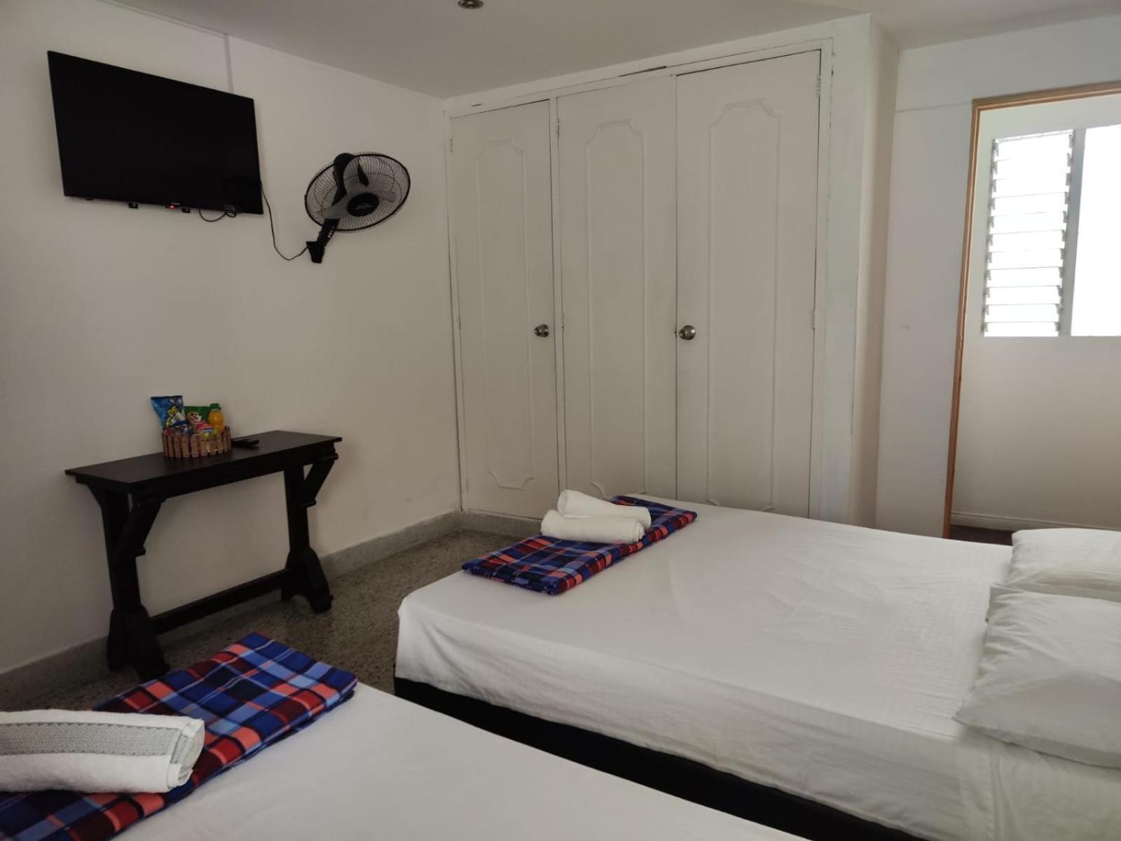 Absolute Hotel & Hostel Boutique メデジン エクステリア 写真
